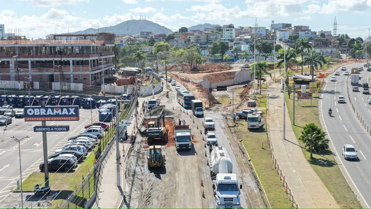 Obras na Avenida Mário Gurgel